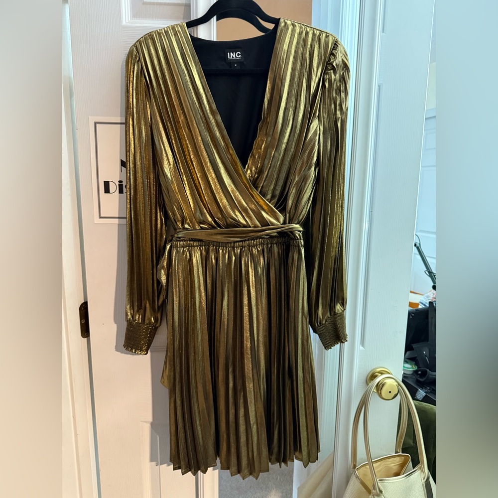 Elegant Gold Pleated Dress